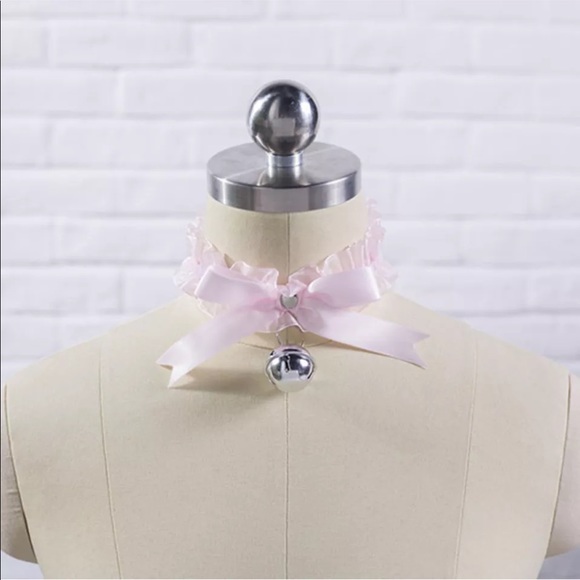 ✨ Sweet Baby doll Lace Big Bell Collar ✨ - Picture 5 of 7